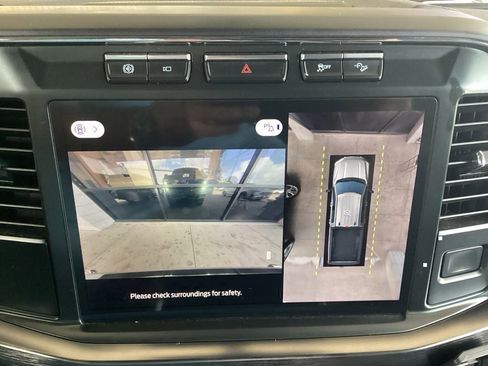 Used 2023 Ford F250 Lariat w/ Chrome Package image 52