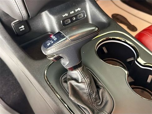Used 2019 Dodge Durango R/T w/ Technology Group image 16