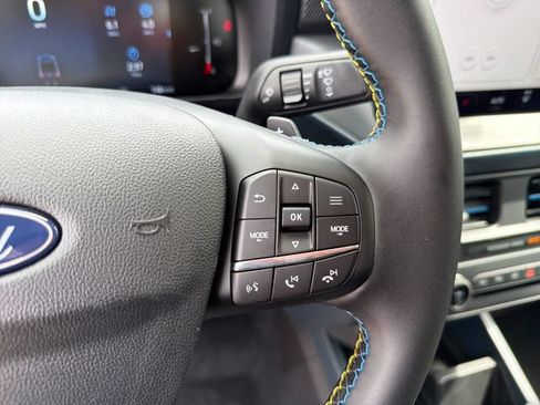 New 2026 Ford Maverick Lobo AWD/4WD image 28