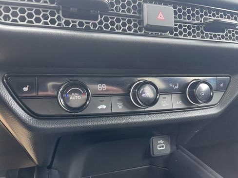 Certified 2024 Honda HR-V Sport image 28