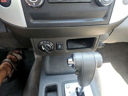 Used 2012 Nissan Xterra S image 18