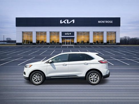 Used 2022 Ford Edge SEL AWD/4WD image 9