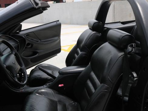 Used 1997 Ford Mustang GT RWD image 82
