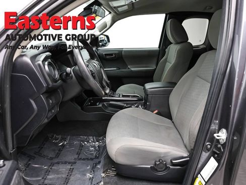 Used 2021 Toyota Tacoma SR w/ SX Package AWD/4WD image 14