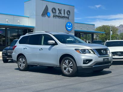 Used 2020 Nissan Pathfinder SL