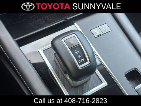 Used 2023 Mitsubishi Outlander SE image 25