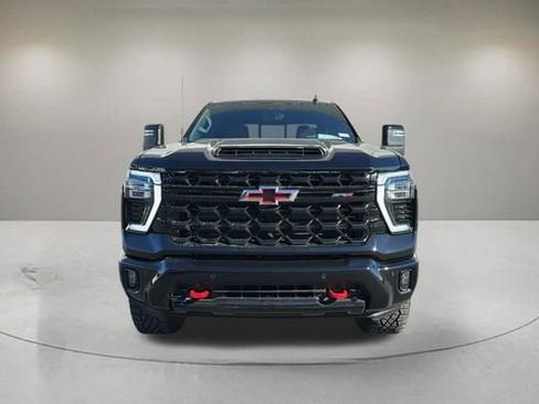 Used 2026 Chevrolet Silverado 2500 ZR2 w/ LPO, Dark Essentials Package AWD/4WD image 2