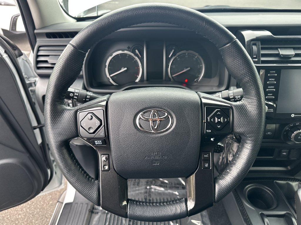 Certified 2024 Toyota 4Runner TRD Off-Road Premium AWD/4WD image 18