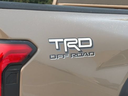 New 2026 Toyota Tacoma TRD Off-Road AWD/4WD image 6