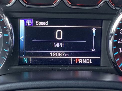 Used 2019 Chevrolet Silverado 1500 LT w/ All Star Edition image 6