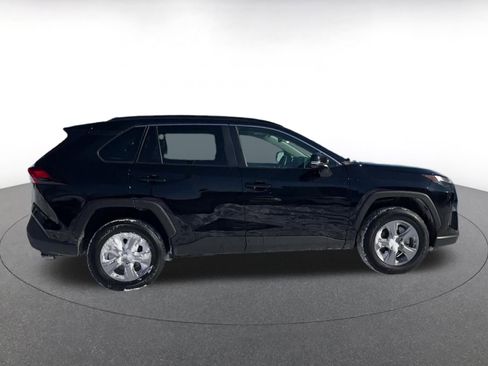 Used 2025 Toyota RAV4 XLE image 15