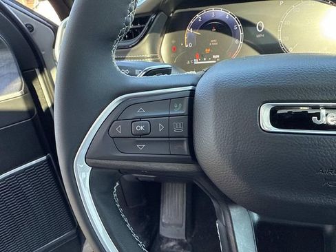 New 2026 Jeep Grand Cherokee Limited AWD/4WD image 30