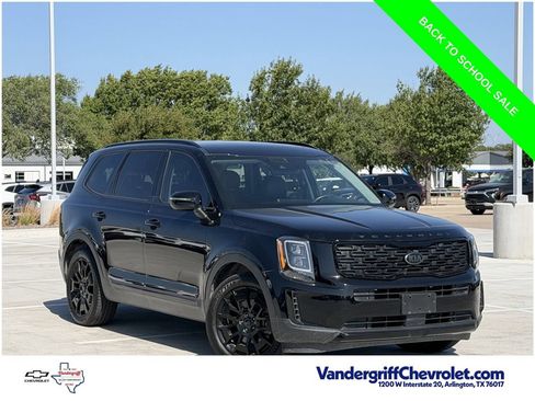 Used 2021 Kia Telluride EX w/ EX Premium Package AWD/4WD image 2