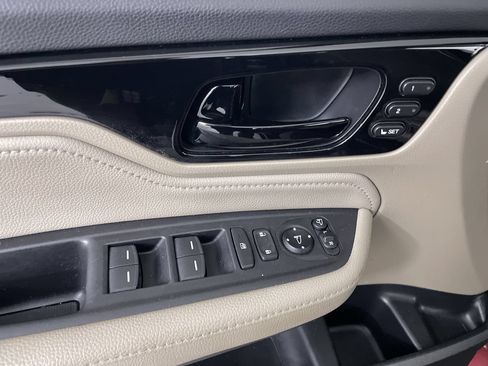 Used 2019 Honda Odyssey Elite image 11