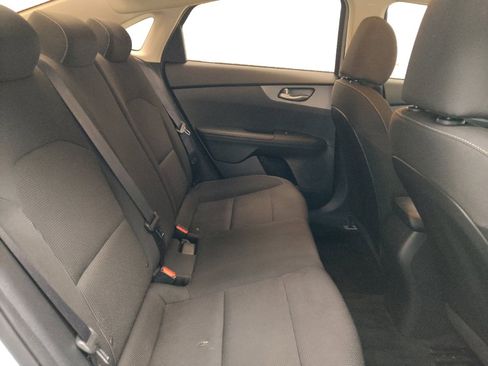 Used 2021 Kia Forte LXS FWD image 19