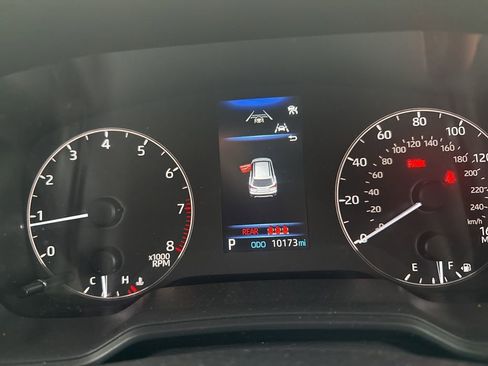 Used 2023 Toyota Corolla Cross L image 7