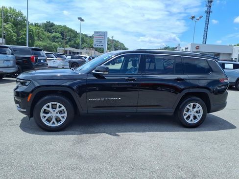 Used 2023 Jeep Grand Cherokee L Limited w/ Trailer Tow Group (B) AWD/4WD image 7
