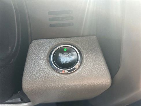 Used 2018 Ford F150 Lariat image 24