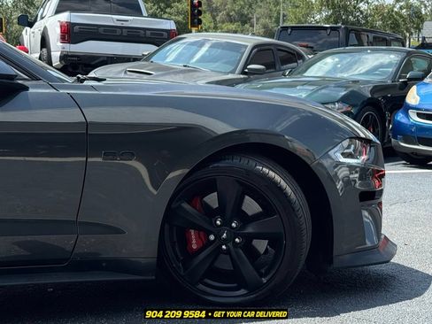 Used 2019 Ford Mustang GT Premium RWD image 9