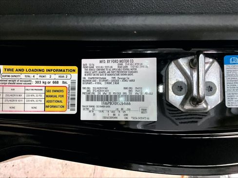 Used 2017 Ford Mustang GT w/ GT Performance Package RWD image 32