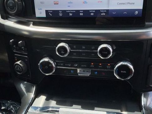 Used 2023 Ford F150 Lariat AWD/4WD image 20