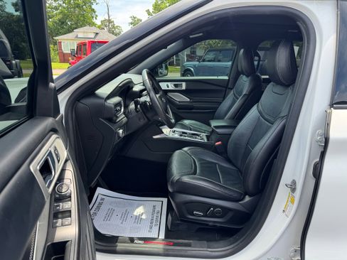 Used 2020 Ford Explorer ST w/ ST Street Pack AWD/4WD image 10