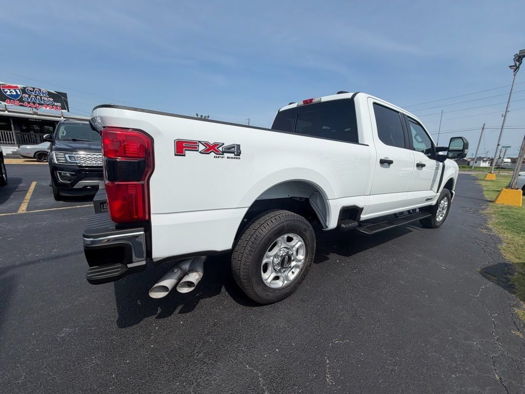 Used 2023 Ford F250 XL w/ STX Appearance Package AWD/4WD image 3