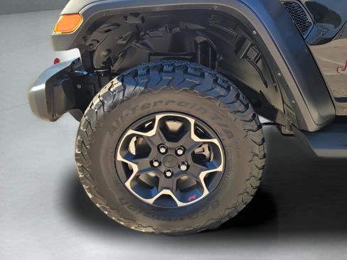 Used 2023 Jeep Wrangler Unlimited Rubicon w/ Cold Weather Group image 37