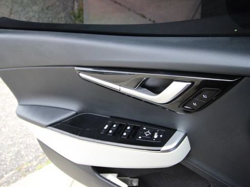 Used 2022 Kia EV6 GT-Line RWD image 12