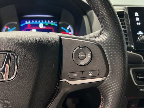 Used 2022 Honda Pilot TrailSport image 37