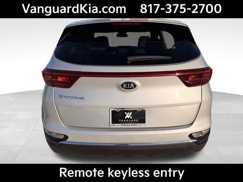 Certified 2022 Kia Sportage LX image 4