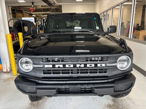 New 2025 Ford Bronco Big Bend image 3