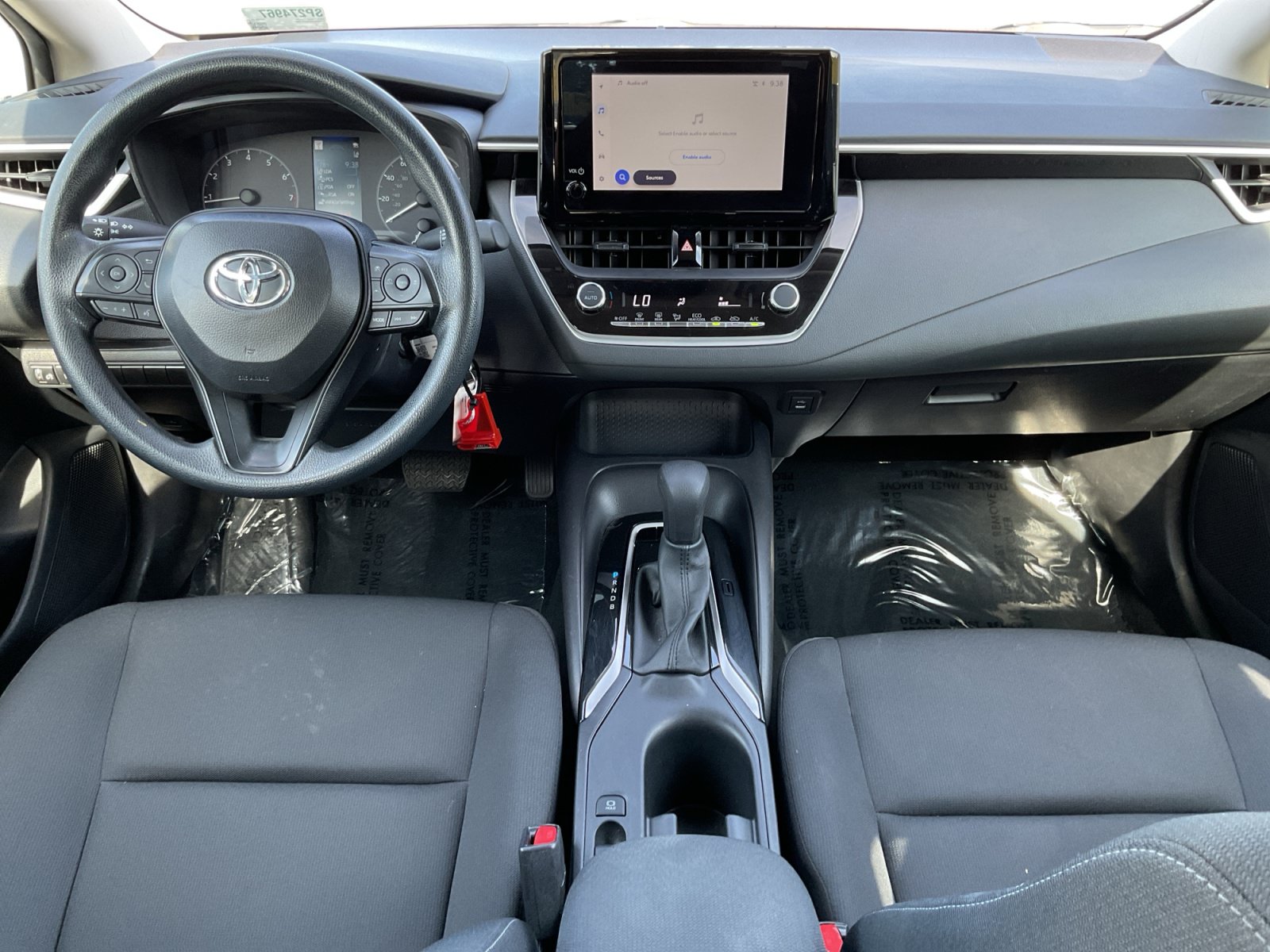 Used 2025 Toyota Corolla LE FWD image 10