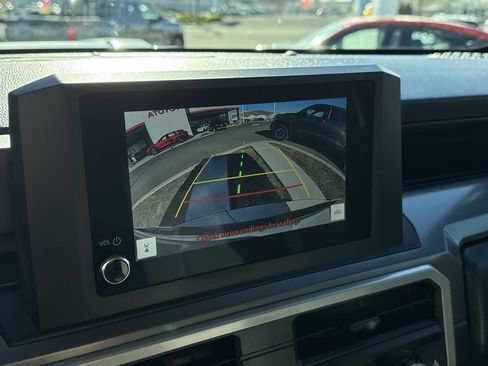 Used 2024 Toyota Tacoma TRD Sport image 19