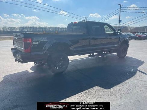 Used 2022 Ford F250 Lariat w/ Black Appearance Package image 7
