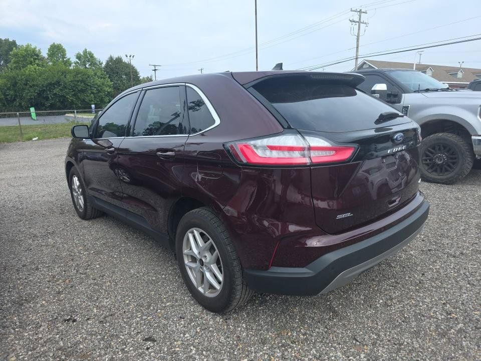 Used 2024 Ford Edge SEL w/ Convenience Package AWD/4WD image 3