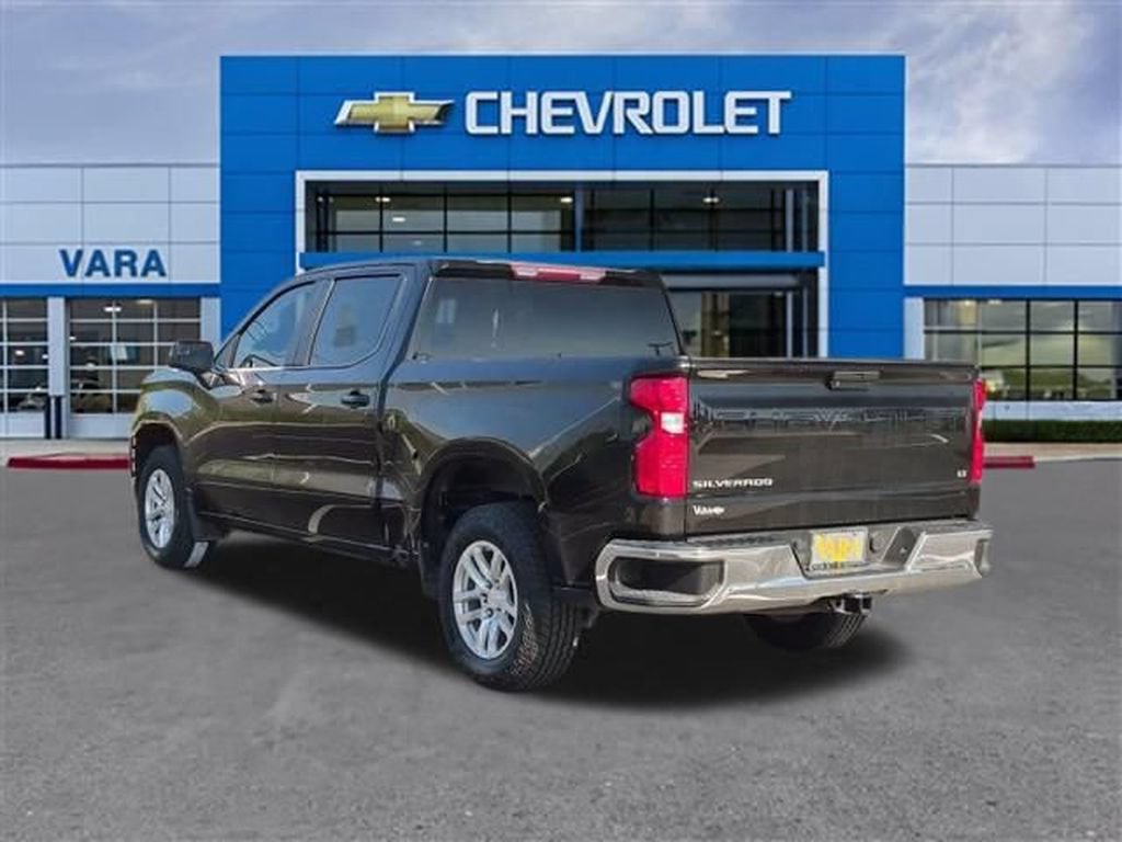 Used 2021 Chevrolet Silverado 1500 LT RWD image 3