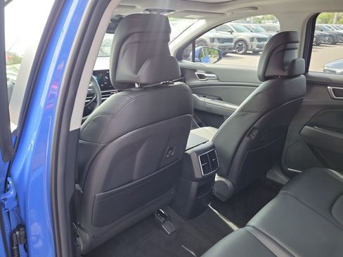 New 2026 Kia Sportage EX w/ EX Panorama Roof Package FWD image 17