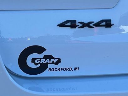 Used 2023 Jeep Grand Cherokee L Laredo