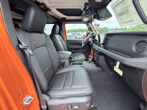 New 2026 Jeep Wrangler Unlimited Rubicon AWD/4WD image 22