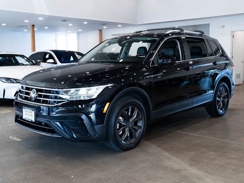 Used 2023 Volkswagen Tiguan SE image 26