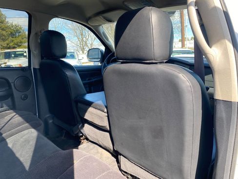 Used 2003 Dodge Ram 2500 Truck ST image 24