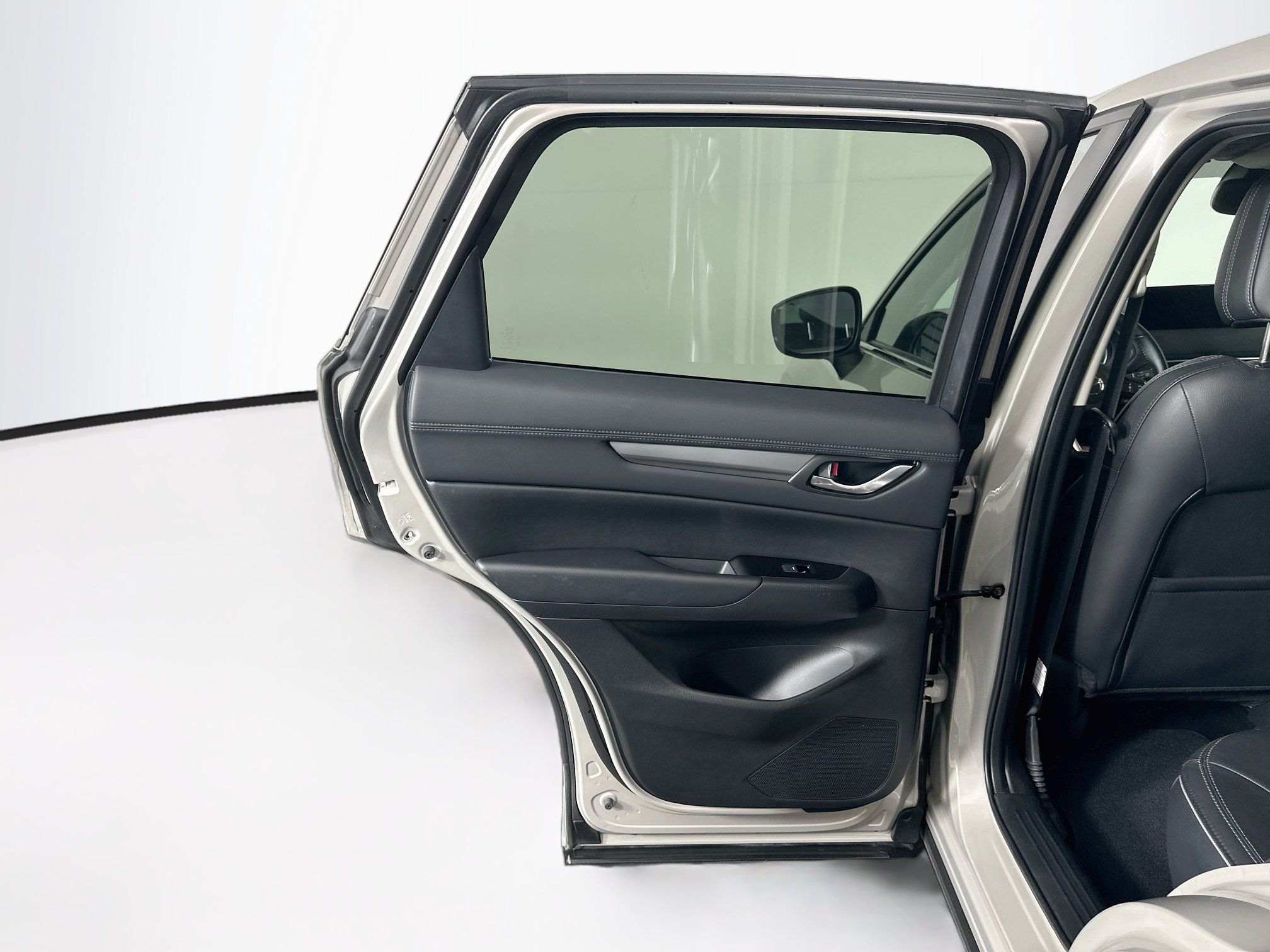 Used 2025 MAZDA CX-5 AWD 2.5 S w/ Preferred Package image 28