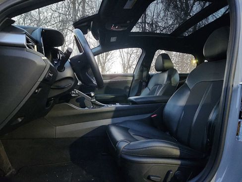 Used 2023 Kia K5 GT-Line image 13