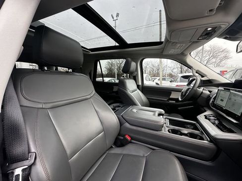 Certified 2025 Ford Expedition Max Active image 36