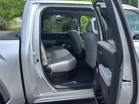 Used 2022 Toyota Tundra Limited AWD/4WD image 16