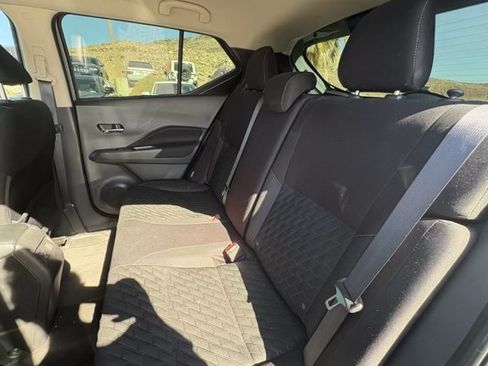 Used 2023 Nissan Kicks SV FWD image 10