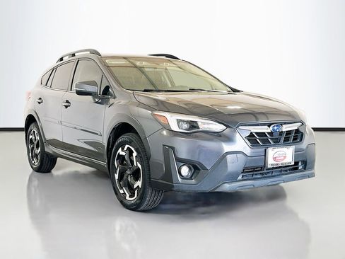 Used 2021 Subaru Crosstrek 2.5i Limited w/ Moonroof Package 2 AWD/4WD image 3