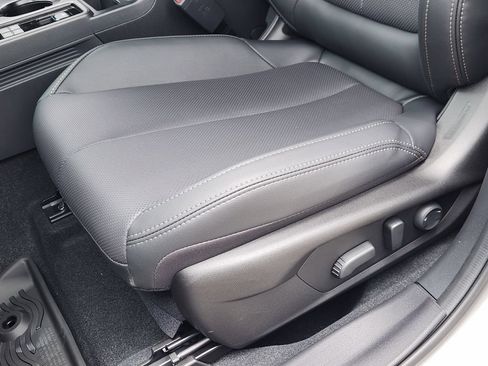 New 2026 Subaru Outback Limited AWD/4WD image 19