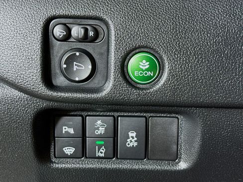 Certified 2022 Honda Passport TrailSport image 9